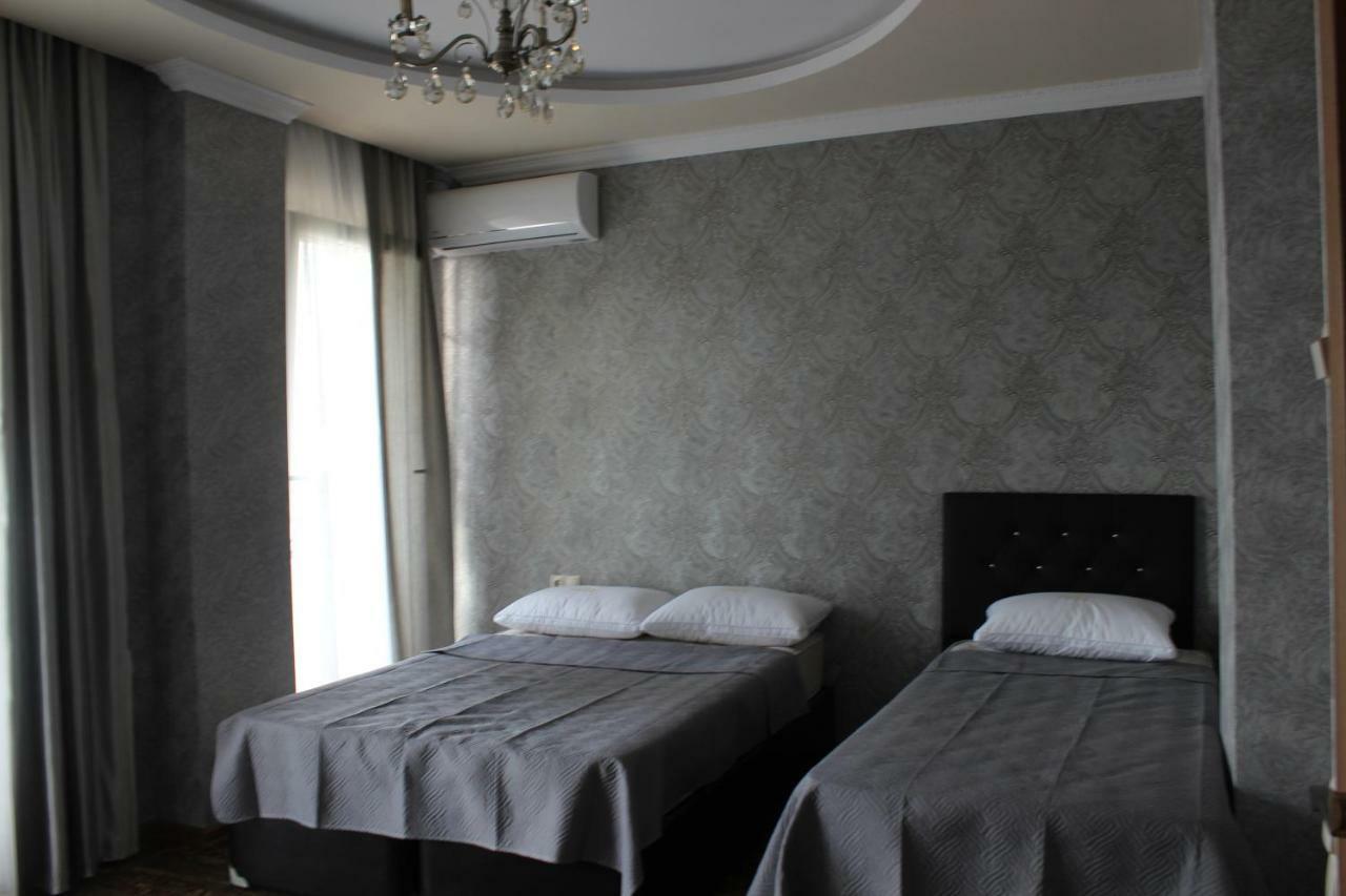 Union Hotel Batumi Exterior photo