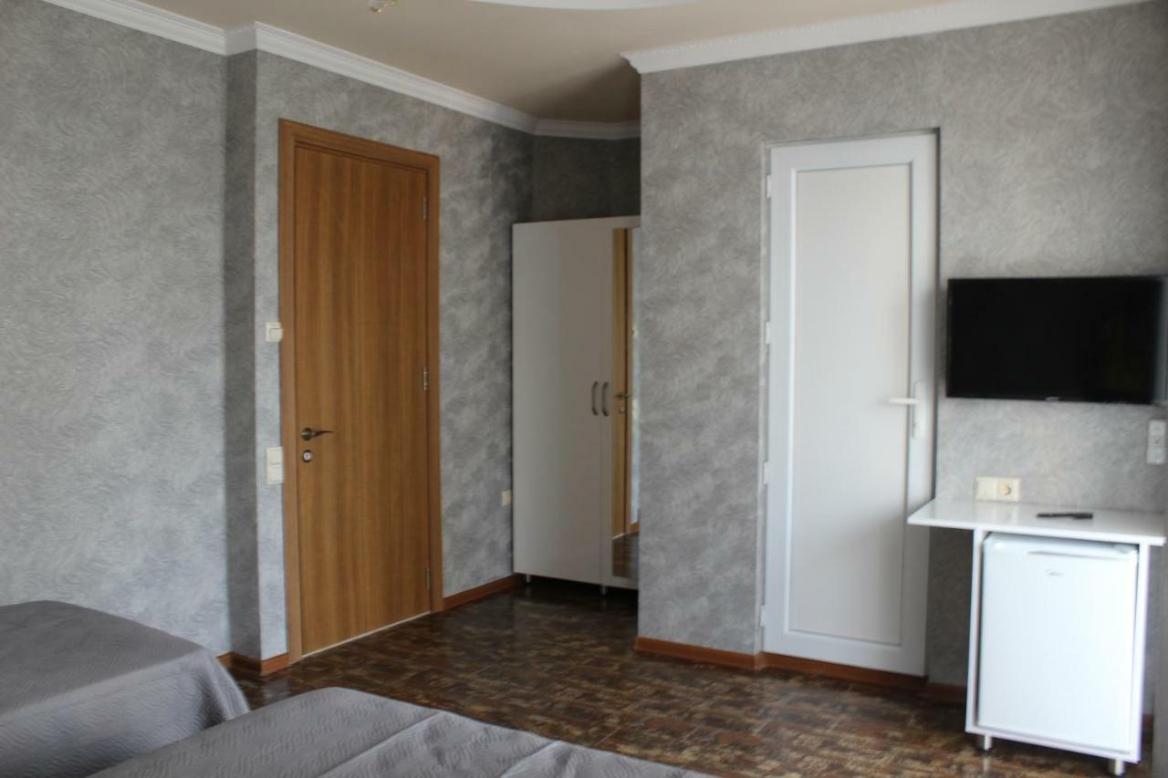 Union Hotel Batumi Exterior photo