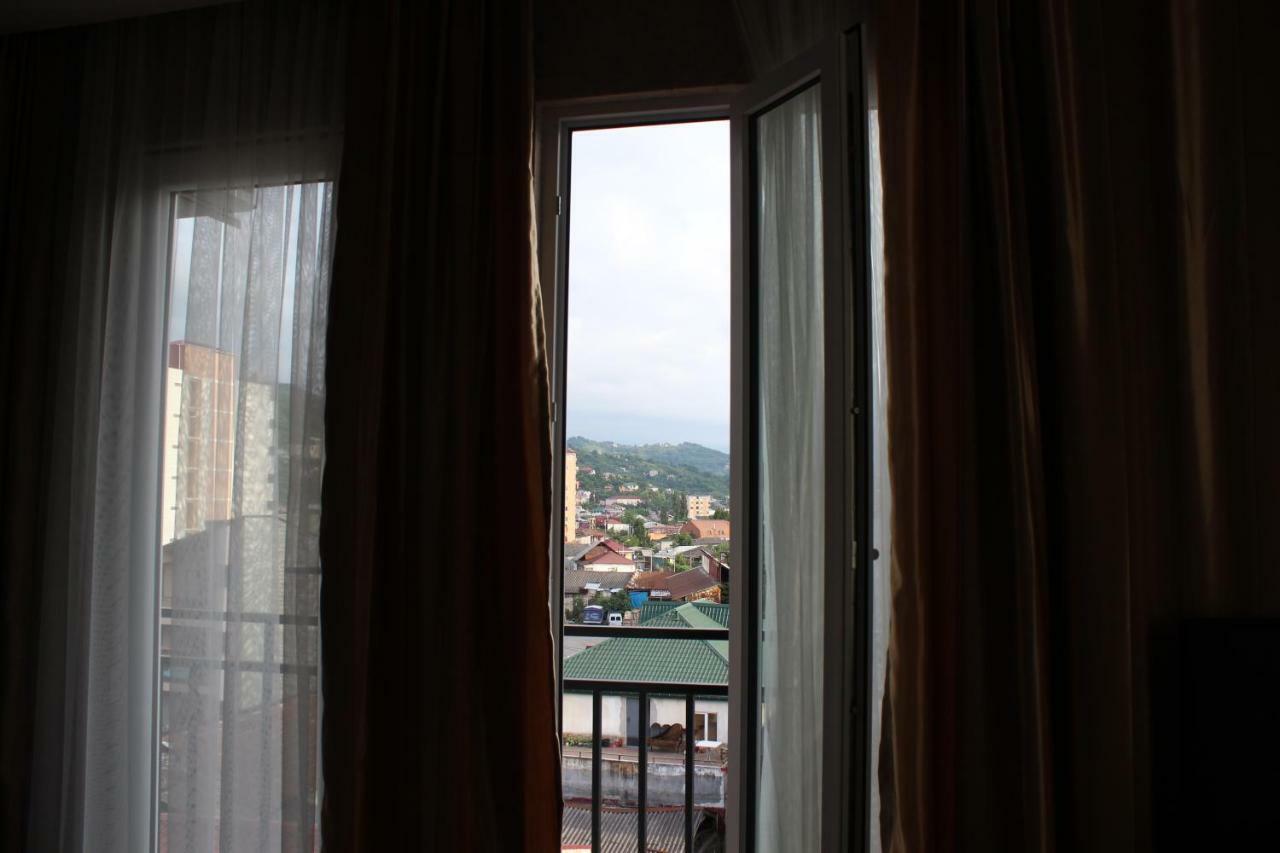 Union Hotel Batumi Exterior photo