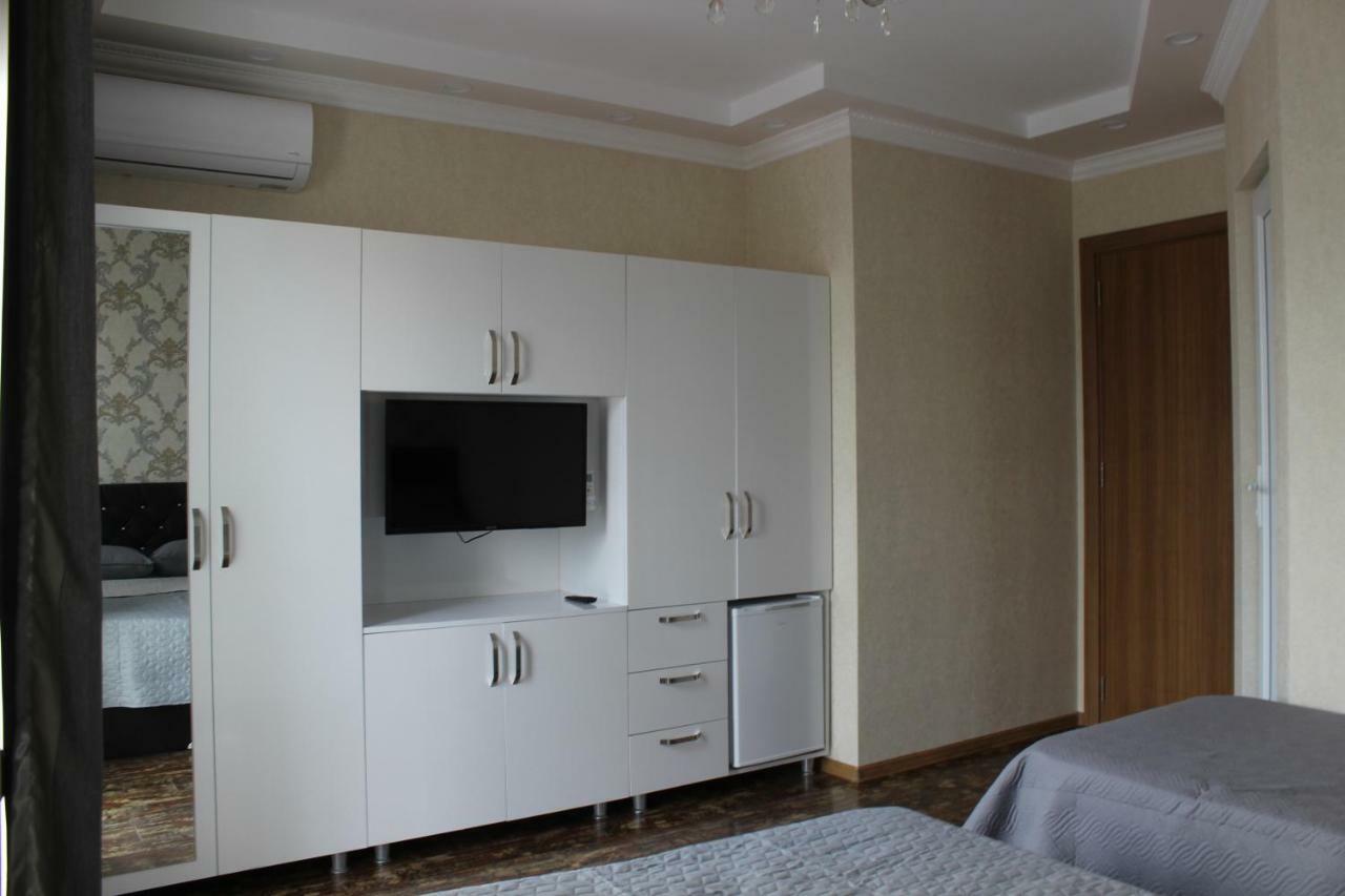 Union Hotel Batumi Exterior photo